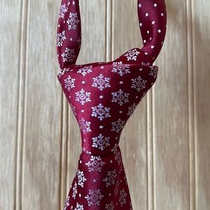 Unknown Brand - Maroon and Silver Snowflakes Tie